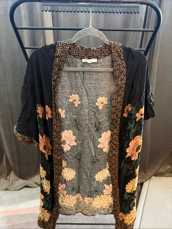 DR2 Dresses & Skirts - DR2 Black Kimono Dress with Pink and Gold Floral Embroidery